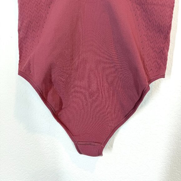Lululemon Bodysuit Top Pink Running Yoga Dance - Picture 4 of 8